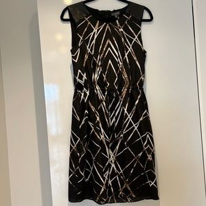 Vince Camuto size small dress with drawstring